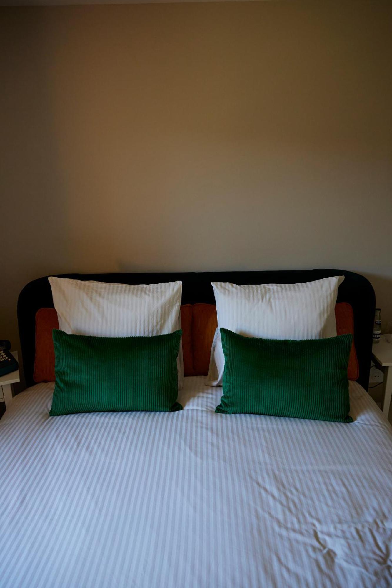 Le Sommelier Bed & Breakfast Bailleul  Dış mekan fotoğraf